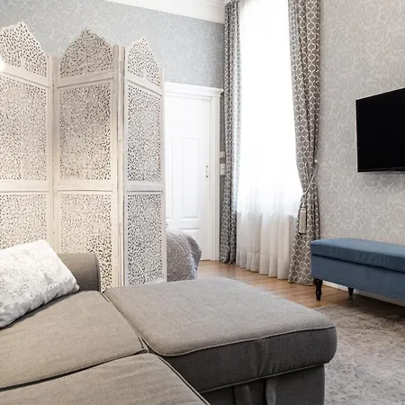 HOUSEHOST Apartment :Zacisze Street-3